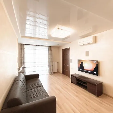 2-Bedroom Apartment Most City Area, Ekaterynoslav Square 第聂伯罗彼得罗夫斯克 外观 照片