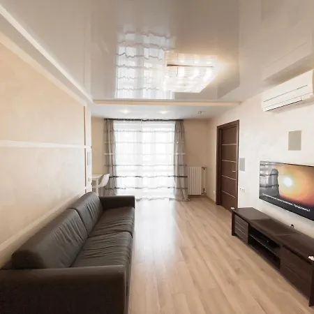 2-Bedroom Apartment Most City Area, Ekaterynoslav Square 第聂伯罗彼得罗夫斯克 外观 照片