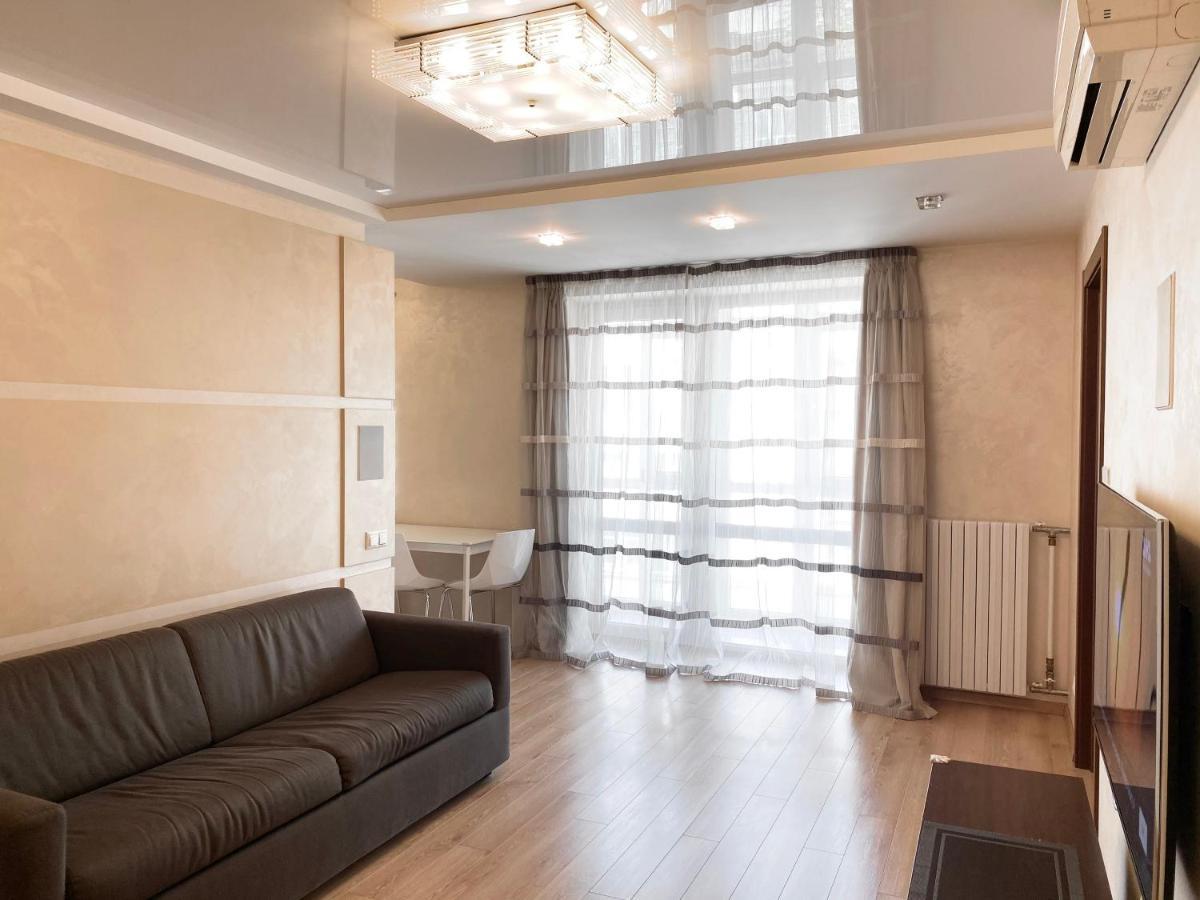 2-bedroom Area, Ekaterynoslav Square