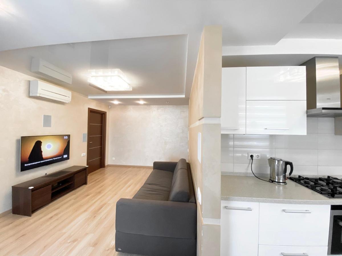 2-bedroom Area, Ekaterynoslav Square * Dnipro