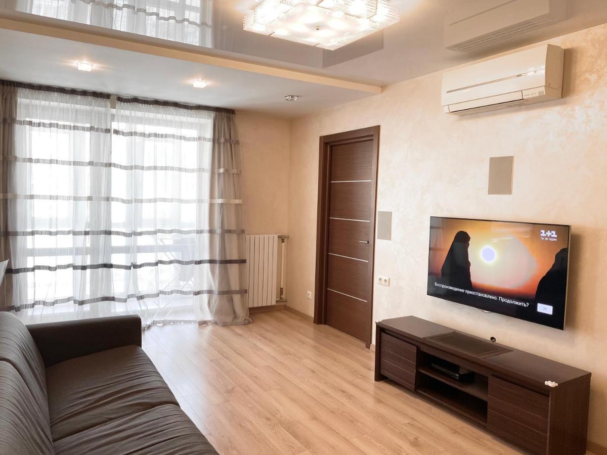 2-bedroom Area, Ekaterynoslav Square Apartment *