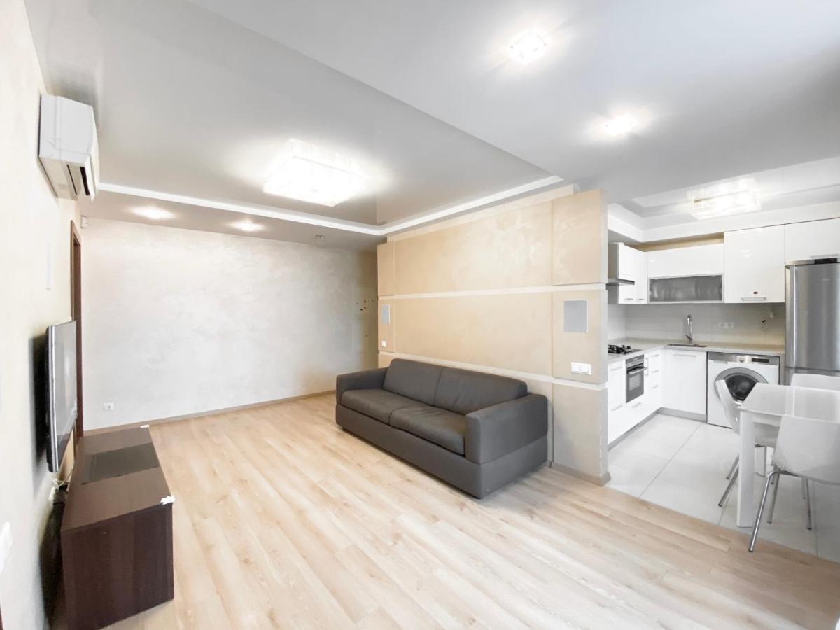 2-bedroom Area, Ekaterynoslav Square Apartment Dnipro