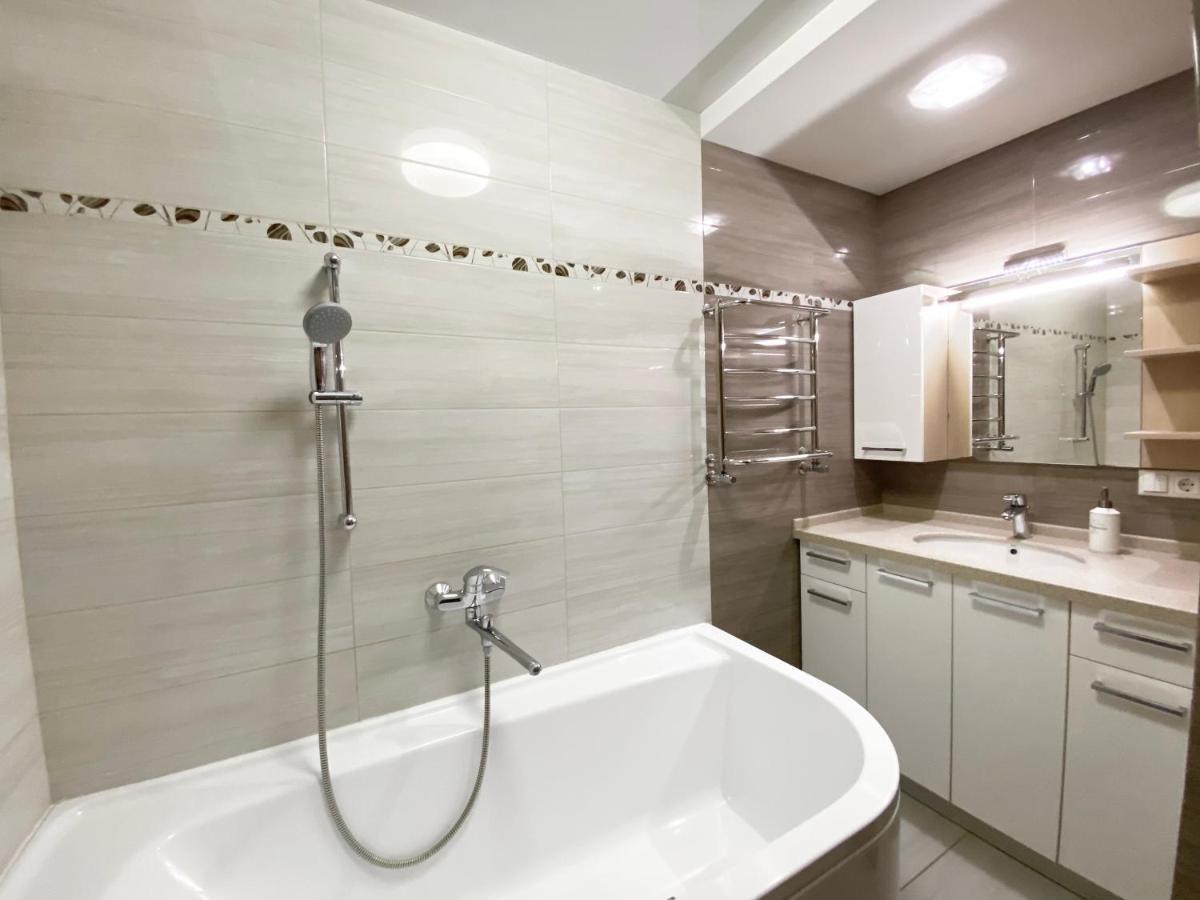 2-bedroom Area, Ekaterynoslav Square Apartment
