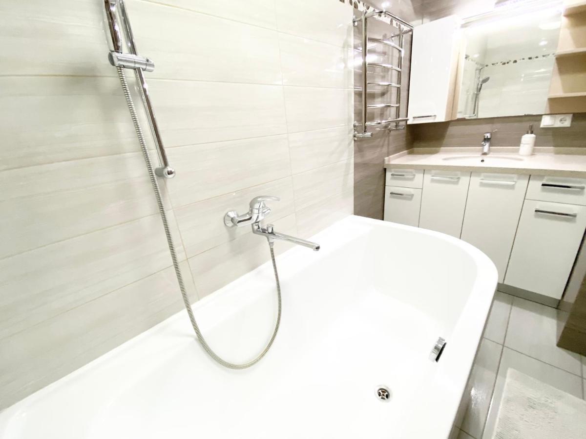 2-bedroom Area, Ekaterynoslav Square Apartment