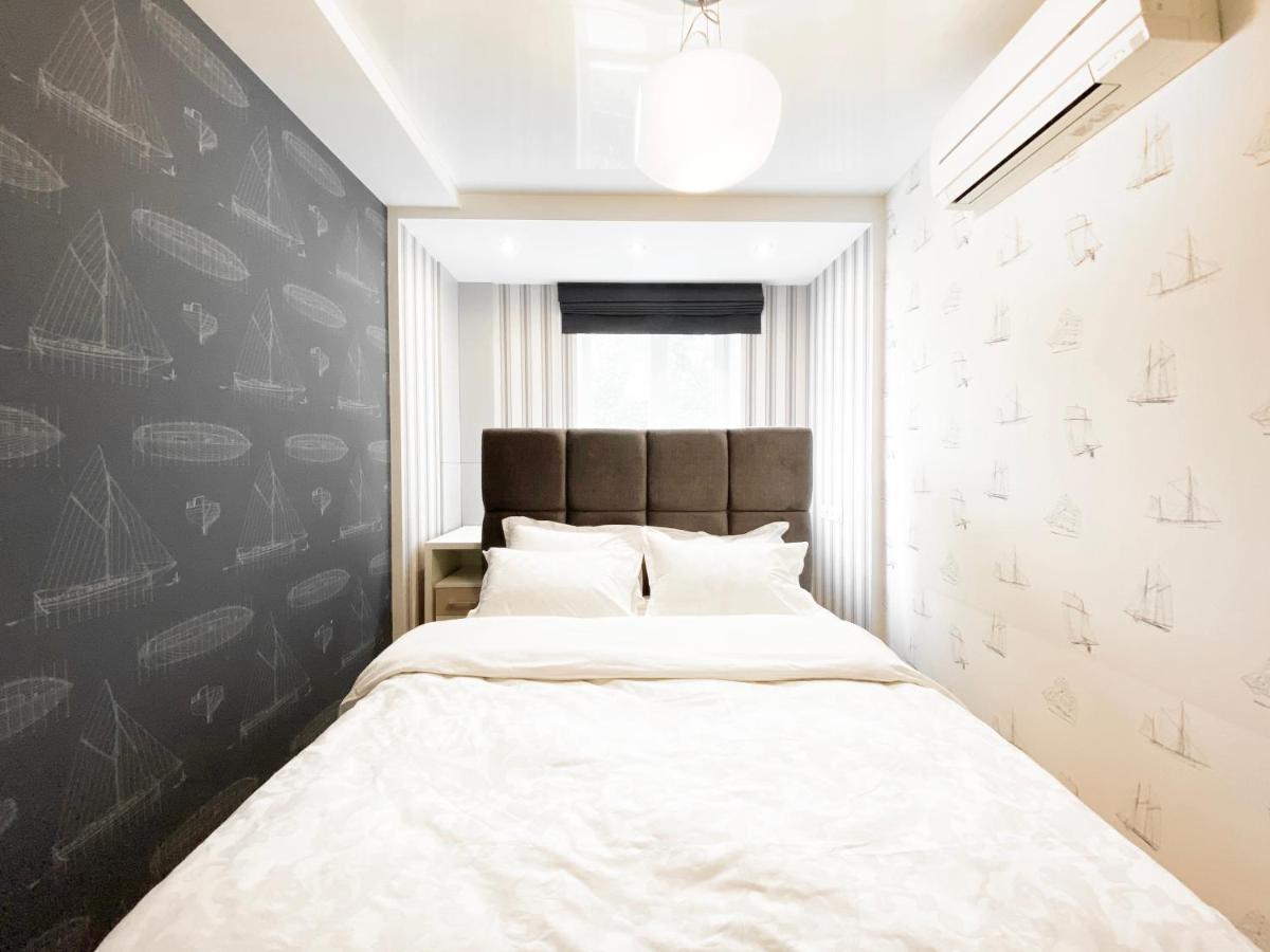 2-bedroom Area, Ekaterynoslav Square Apartment Dnipro