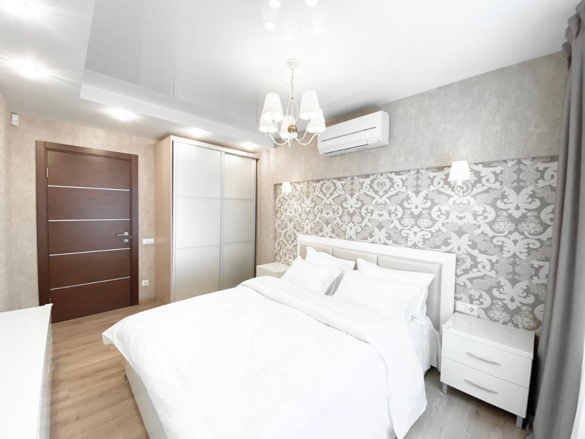 2-bedroom Area, Ekaterynoslav Square